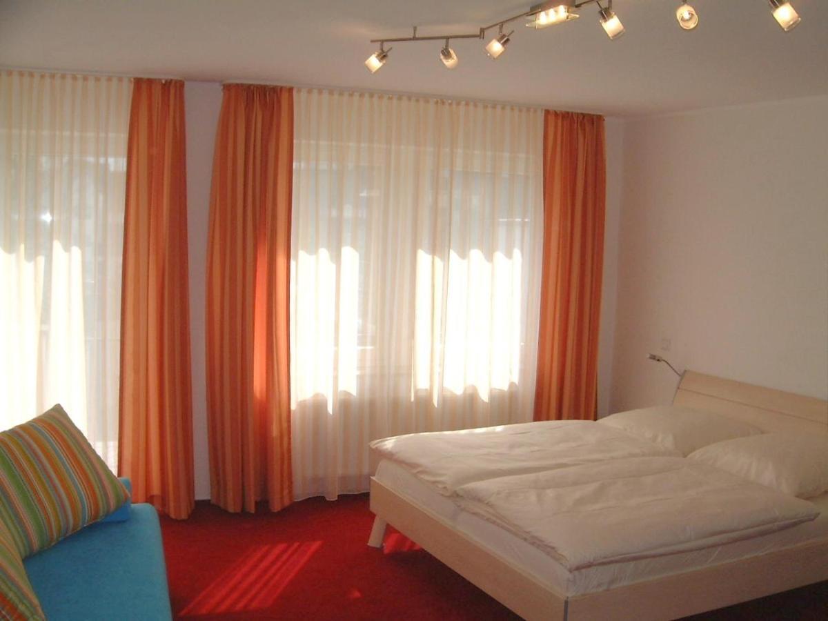 Haus Siegfried Appartements ซานเทน ภายนอก รูปภาพ